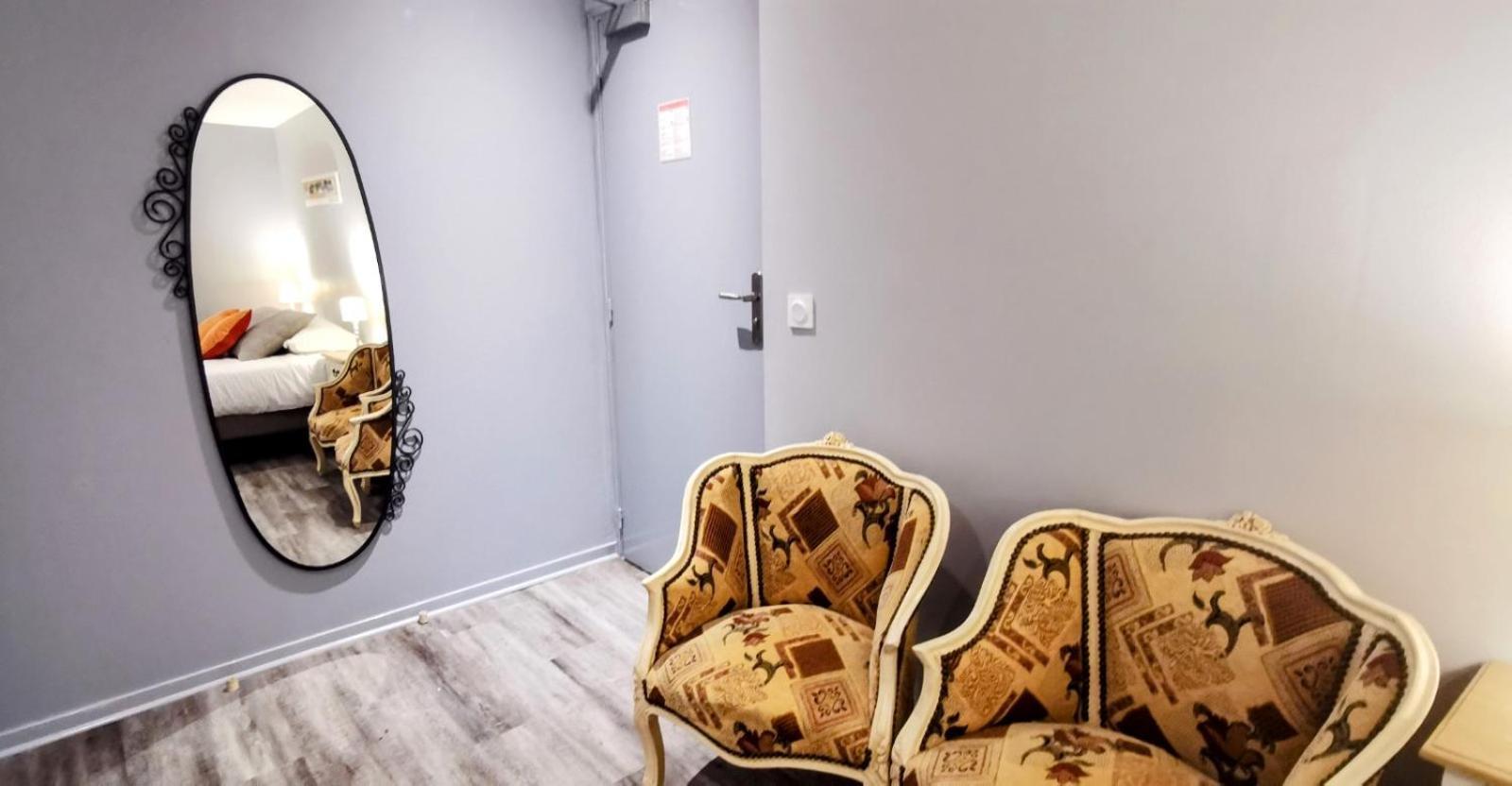 Hotel Restaurant Le Mulberry Arromanches Room photo