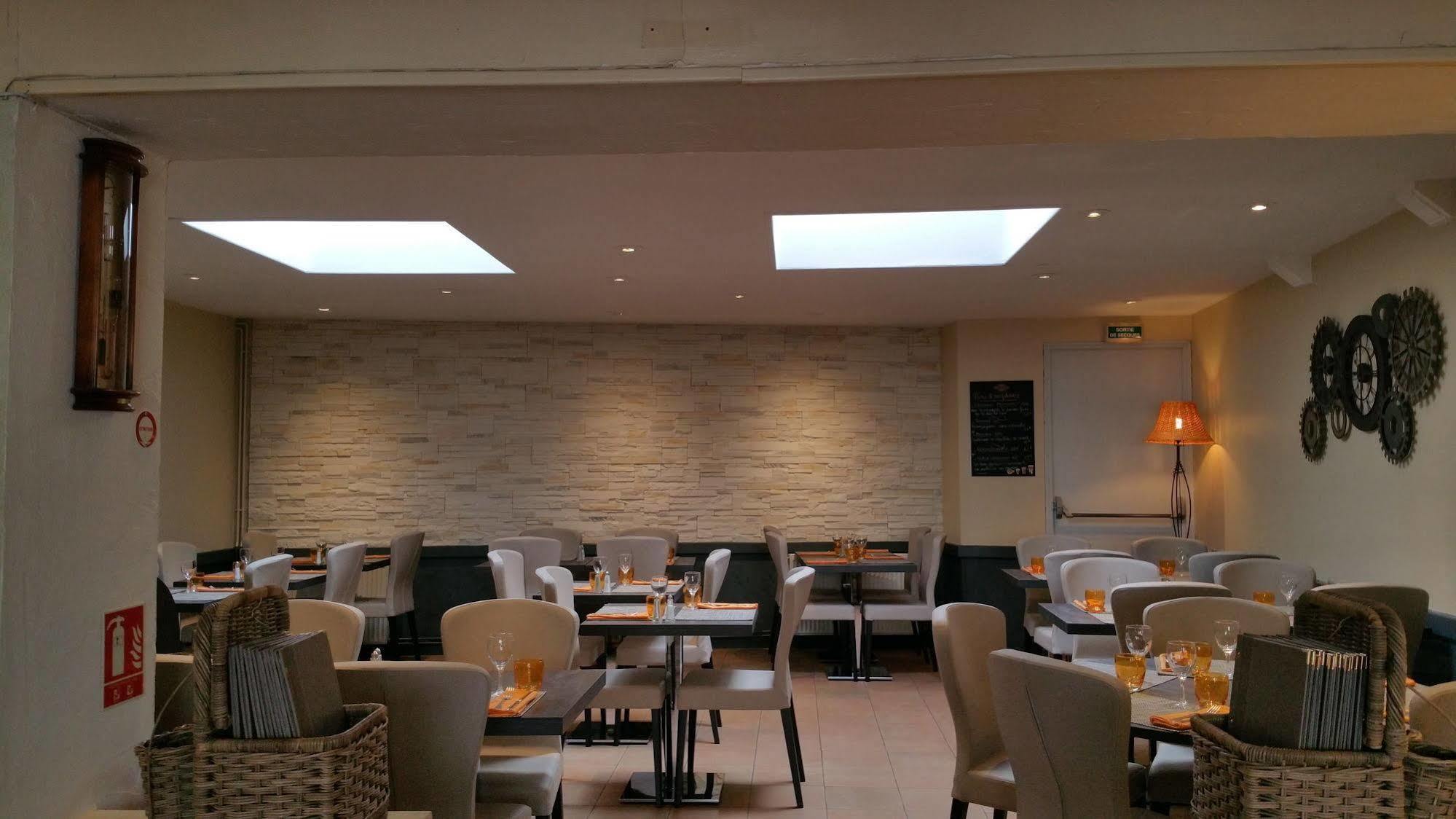 Hotel Restaurant Le Mulberry Arromanches Exterior photo